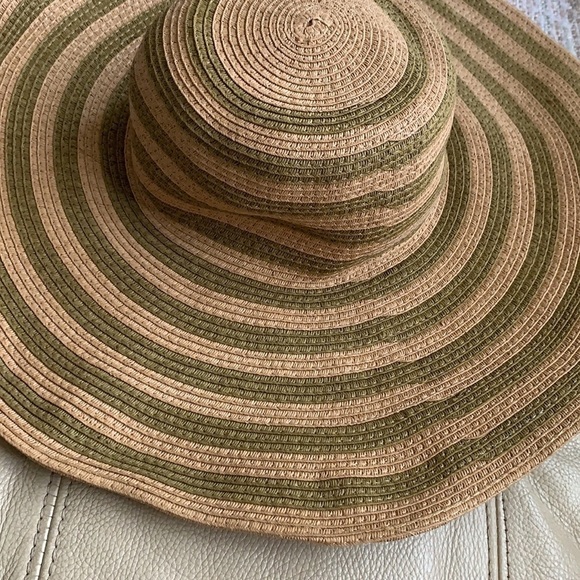 Steve Madden Floppy Straw paper Beach Hat one size - Picture 3 of 11
